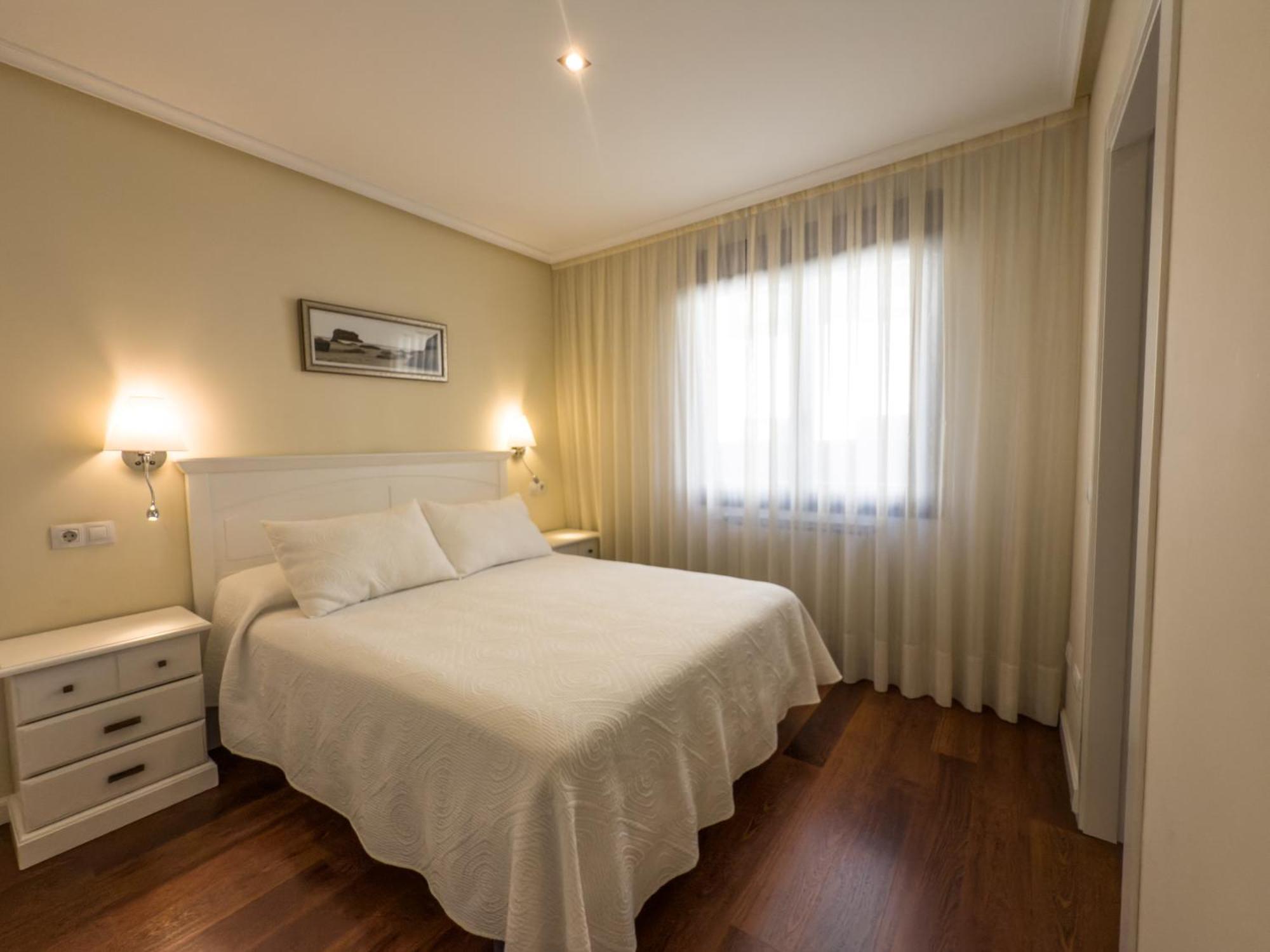 Apartamentos Verdemar  Llanes Exterior foto